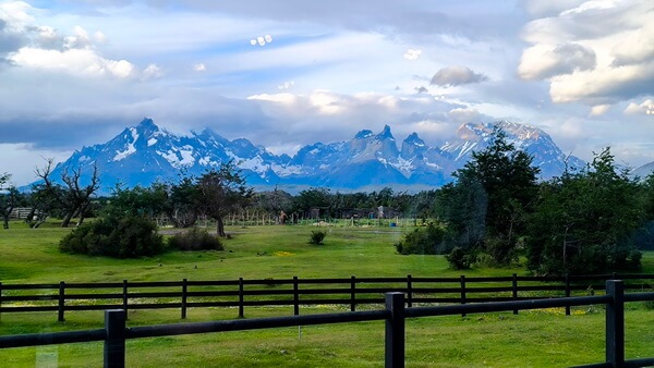 לינה בקרבת שמורת טורס דל פיינה, צ'ילה